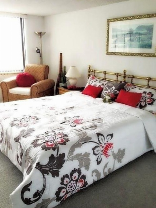 Waikiki Monarch Hotel image 46